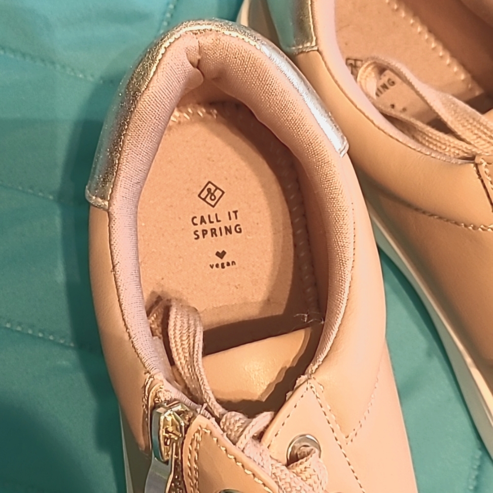 Call it Spring shoes - Picture 3 of 6